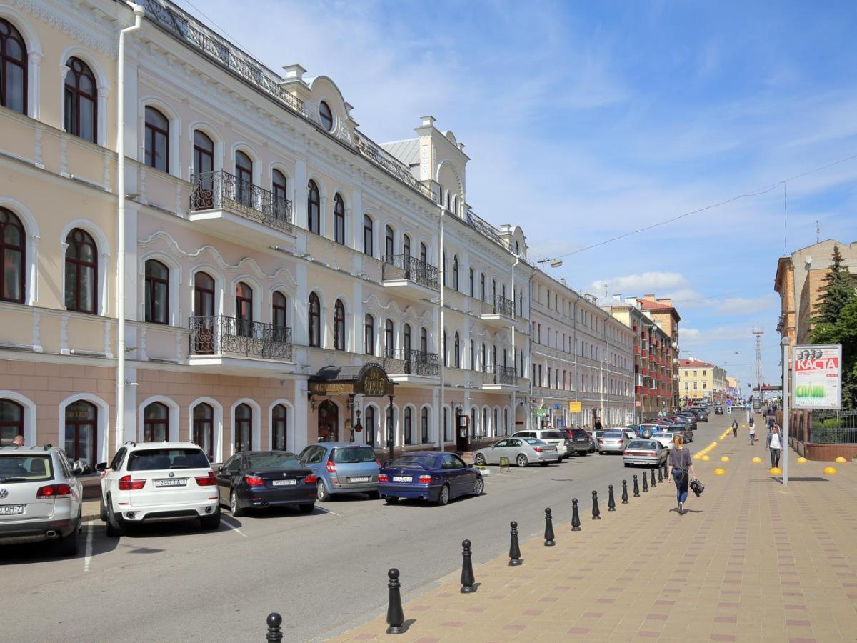 Apartment Internacionalnaya 13 Minsk Bagian luar foto